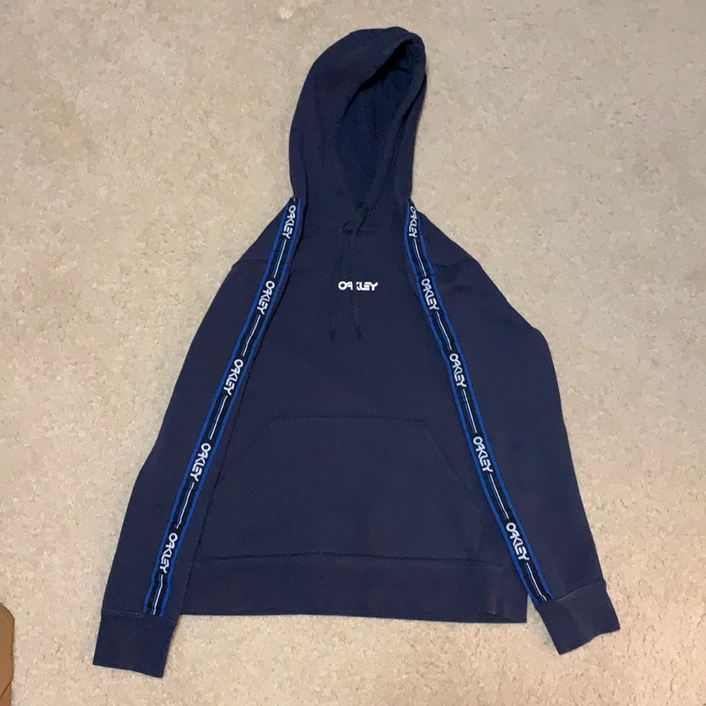 Oakley navy blue hoodie (Lg)